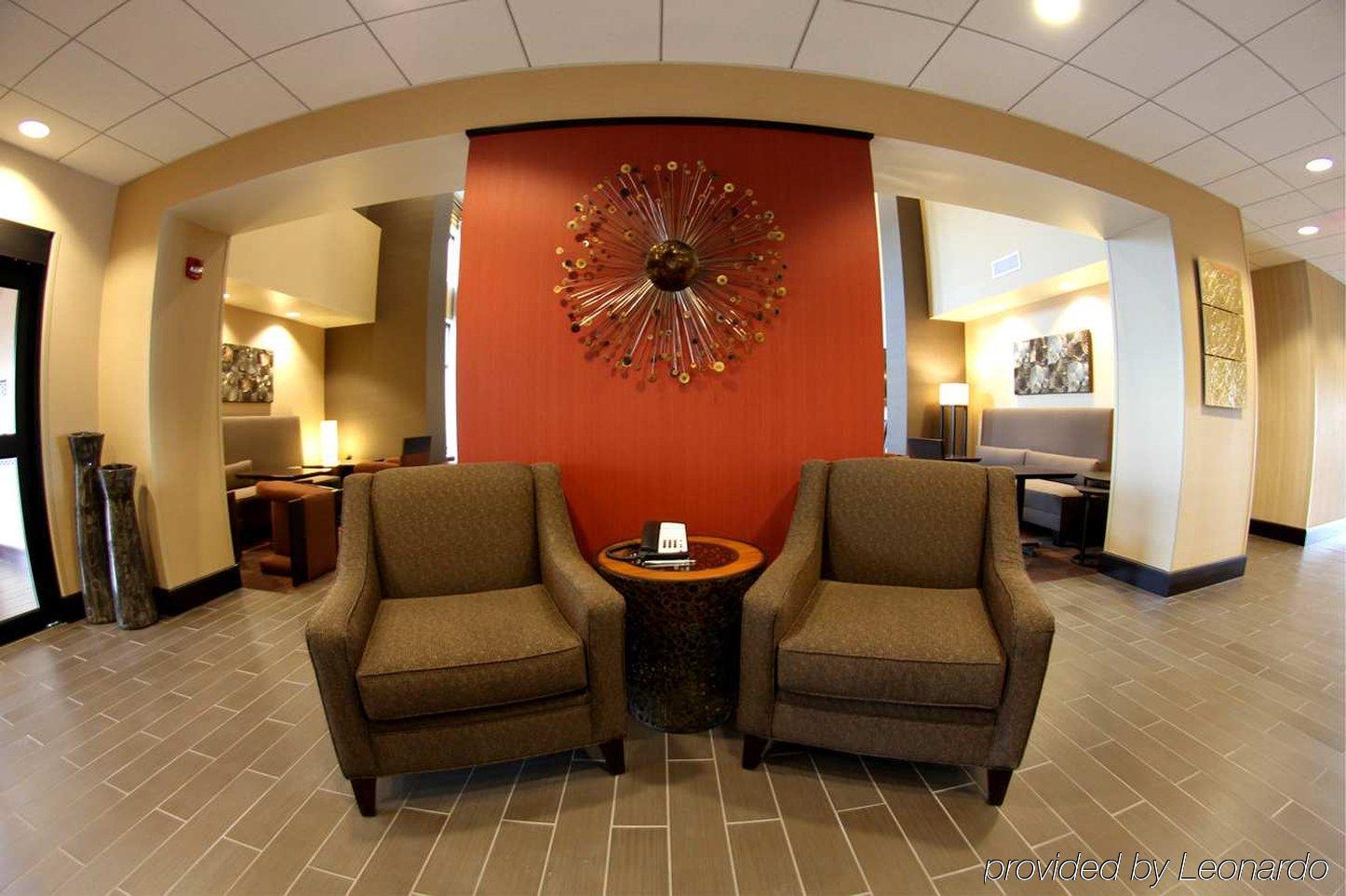 Hampton Inn&Suites Grand Forks Exterior foto